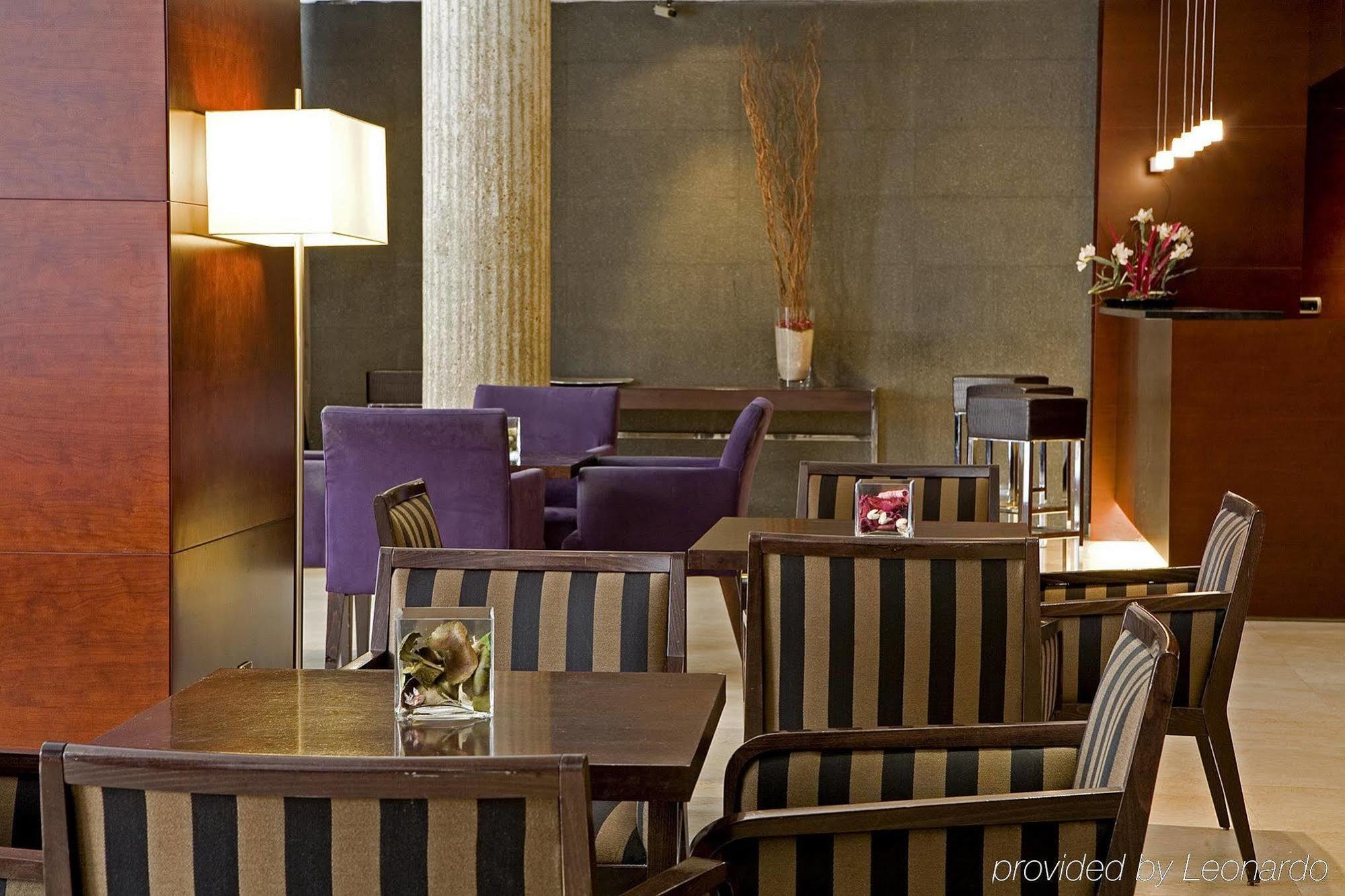 โฮเต็ล เซนิท ดอน โย Hotel ซาราโกซา ร้านอาหาร รูปภาพ