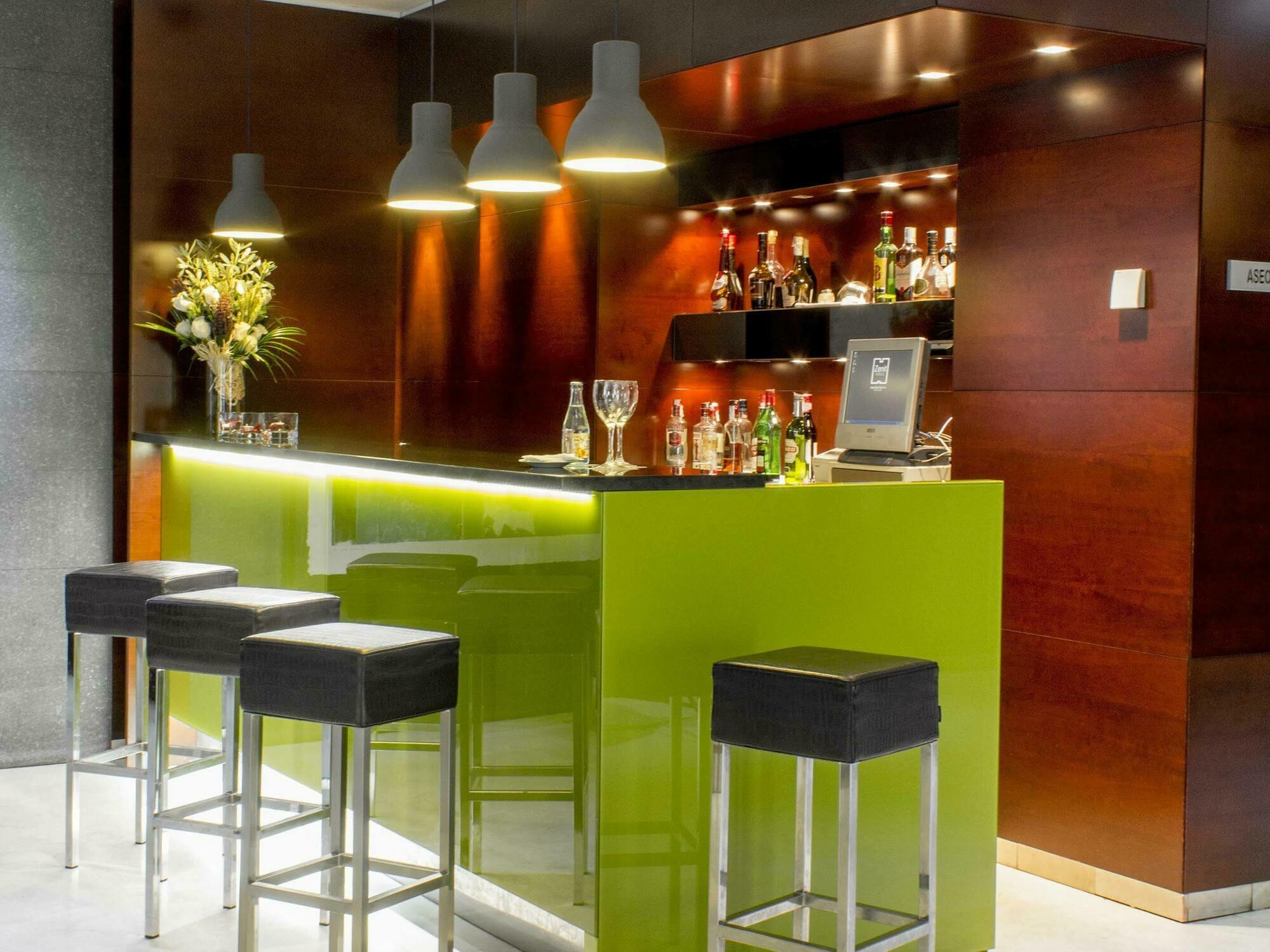 โฮเต็ล เซนิท ดอน โย Hotel ซาราโกซา ภายนอก รูปภาพ