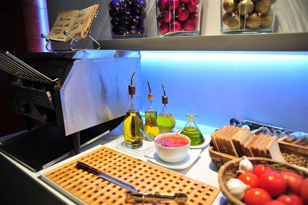 โฮเต็ล เซนิท ดอน โย Hotel ซาราโกซา ภายนอก รูปภาพ